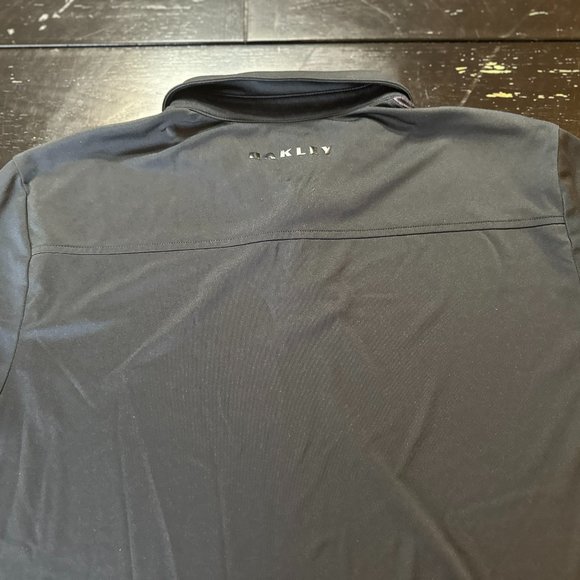 Oakley polos - lot of 3. All for $36 - Picture 4 of 7